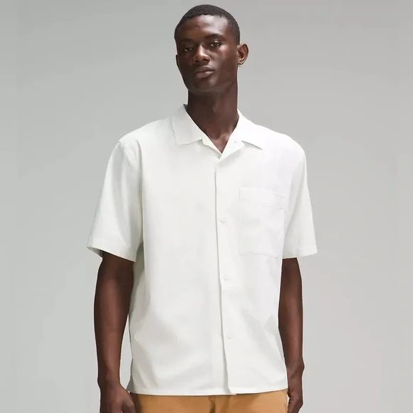 Lululemon Men’s Airing Easy Camp Collar Shirt - Picture 7 of 7